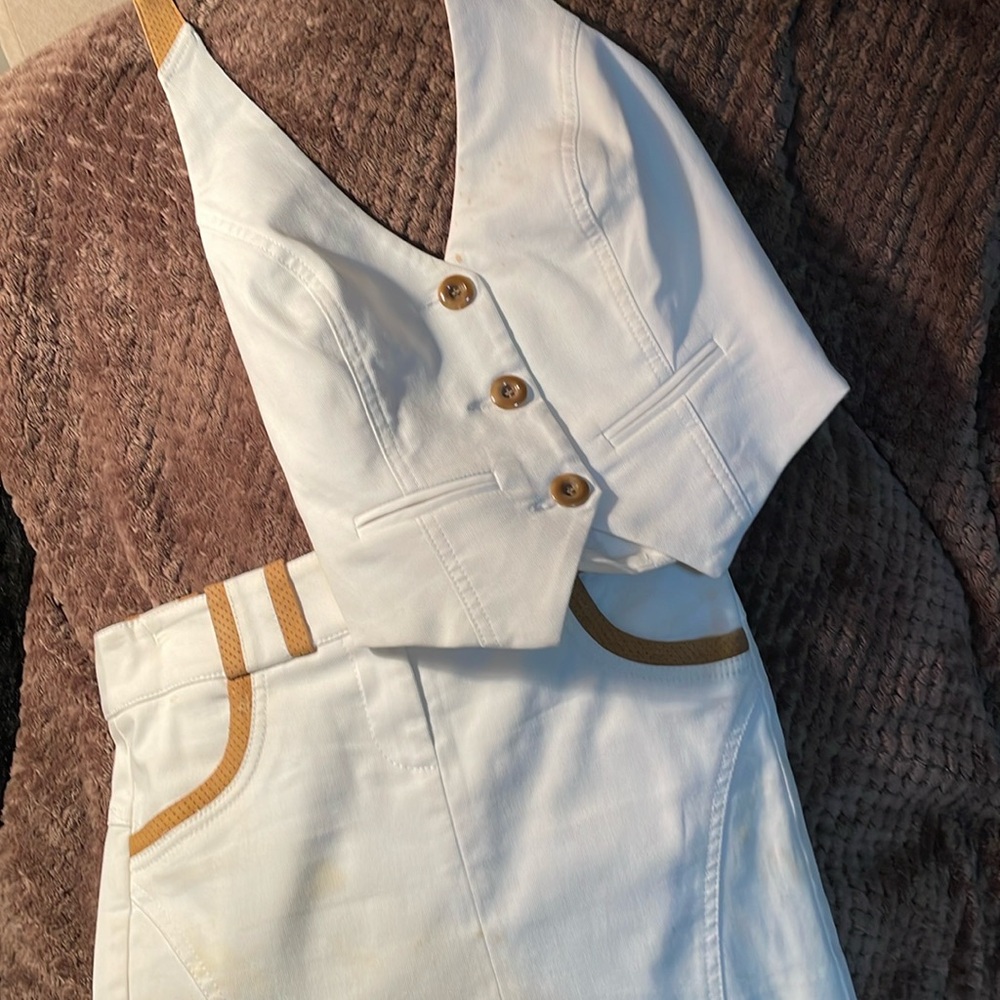 Two-piece skirt set